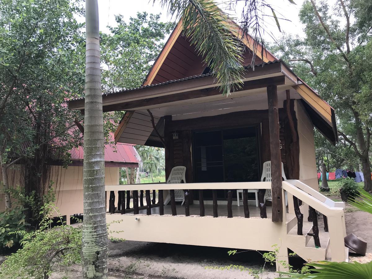 Season Bungalow Ко Джам Екстериор снимка