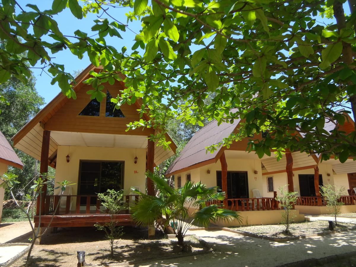 Season Bungalow Ко Джам Екстериор снимка